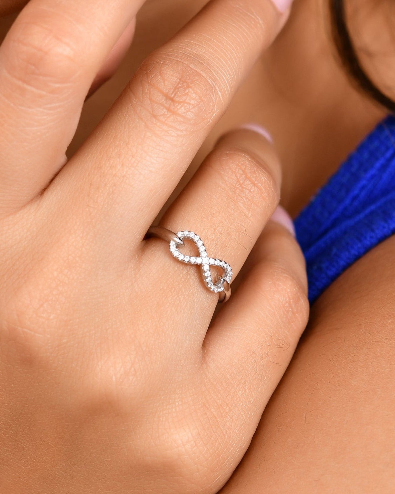 Amelia Ring
