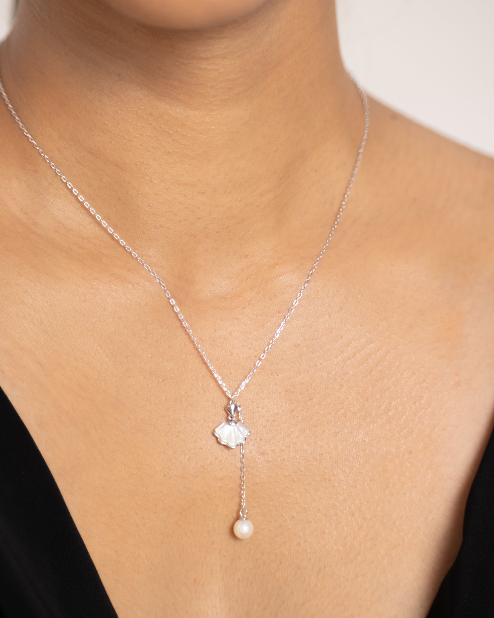 Pearl Axis Necklace