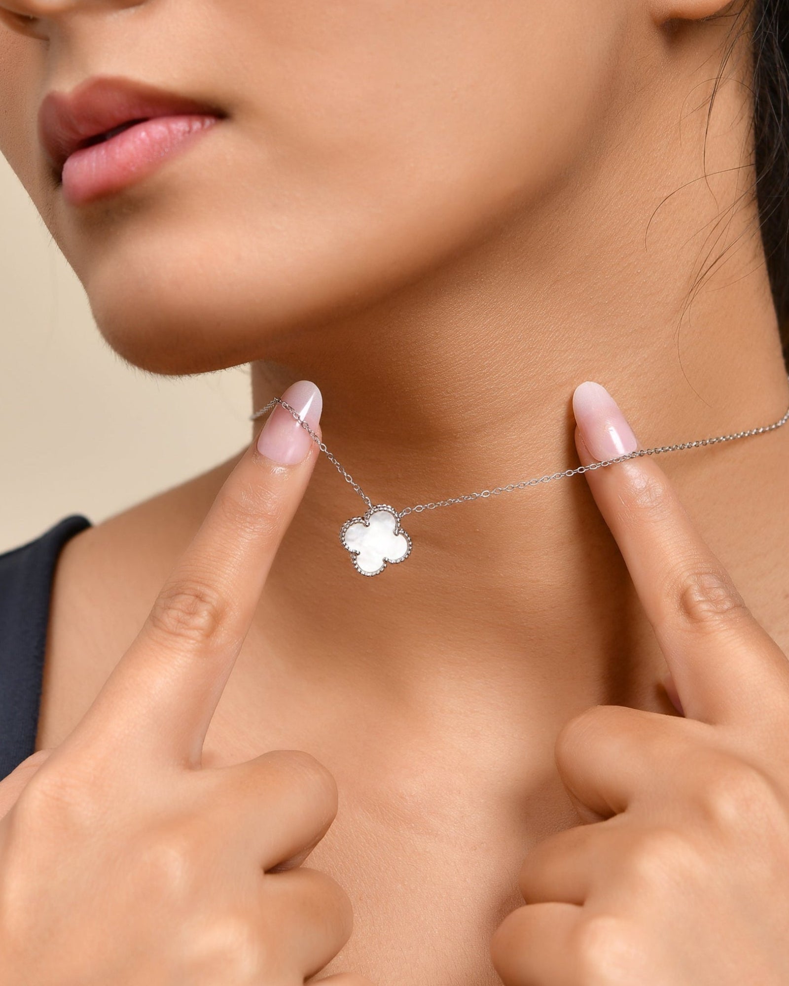 White Single Clover Necklace