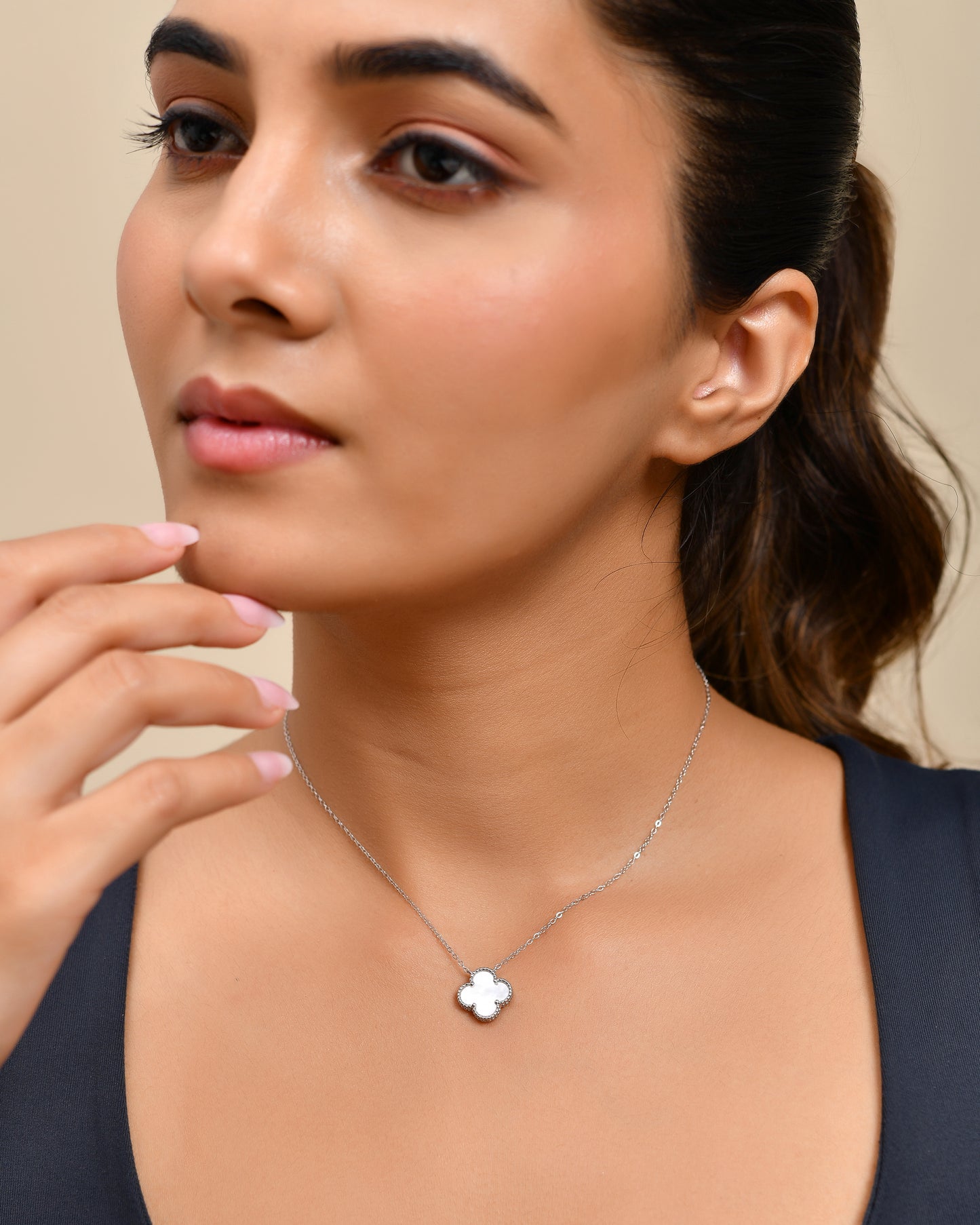 White Single Clover Necklace