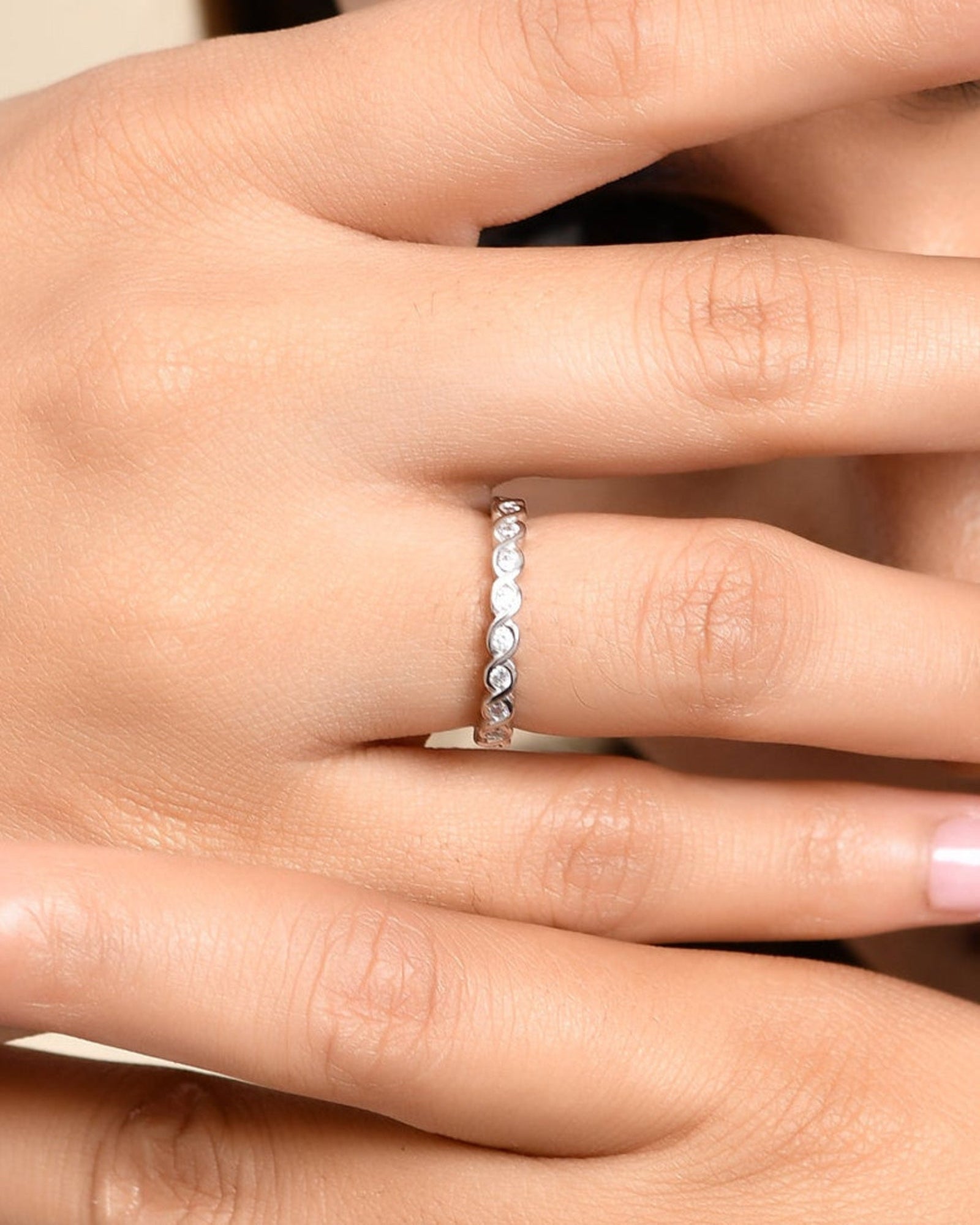 Aureline Band Ring