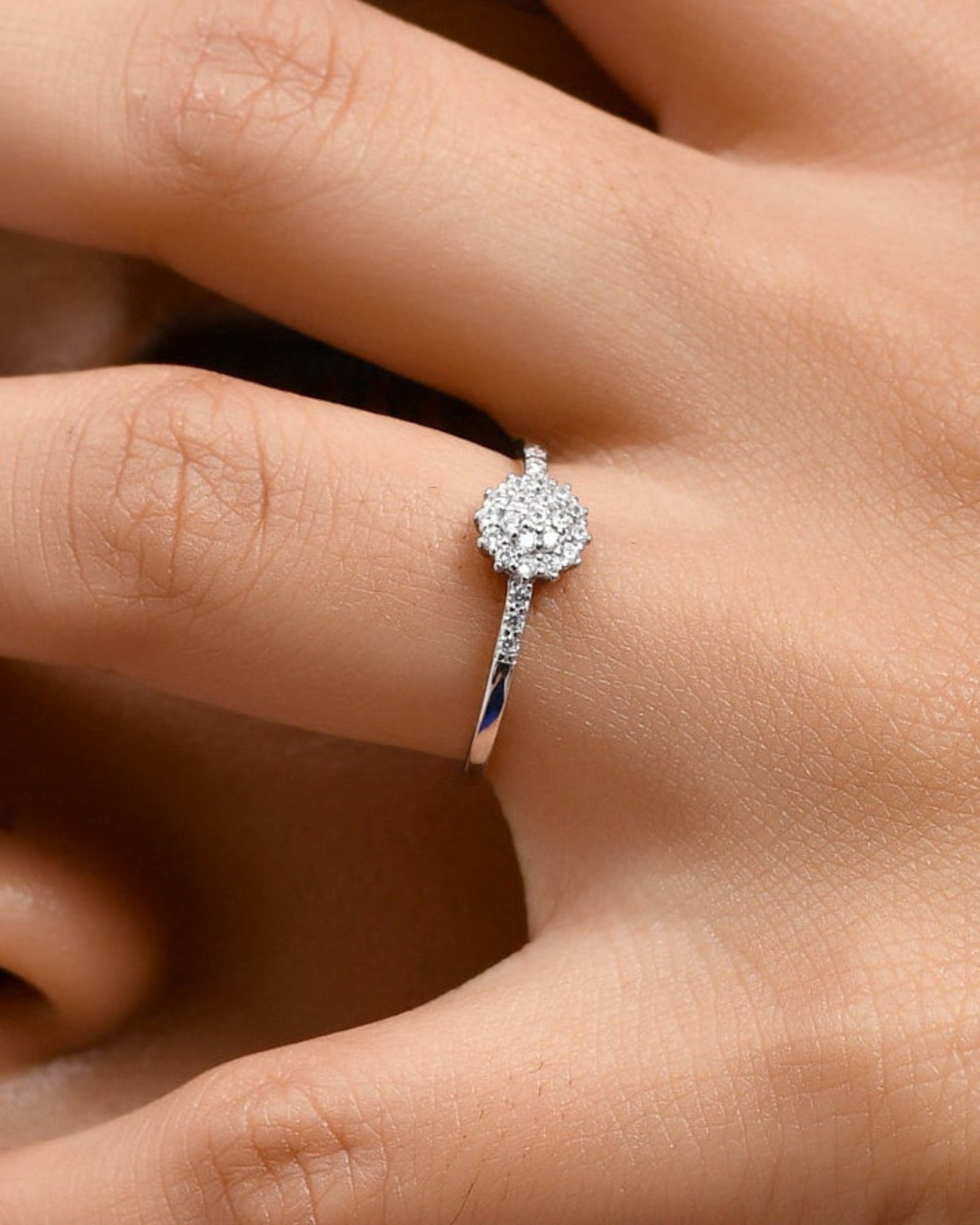 Cluster Bloom Ring