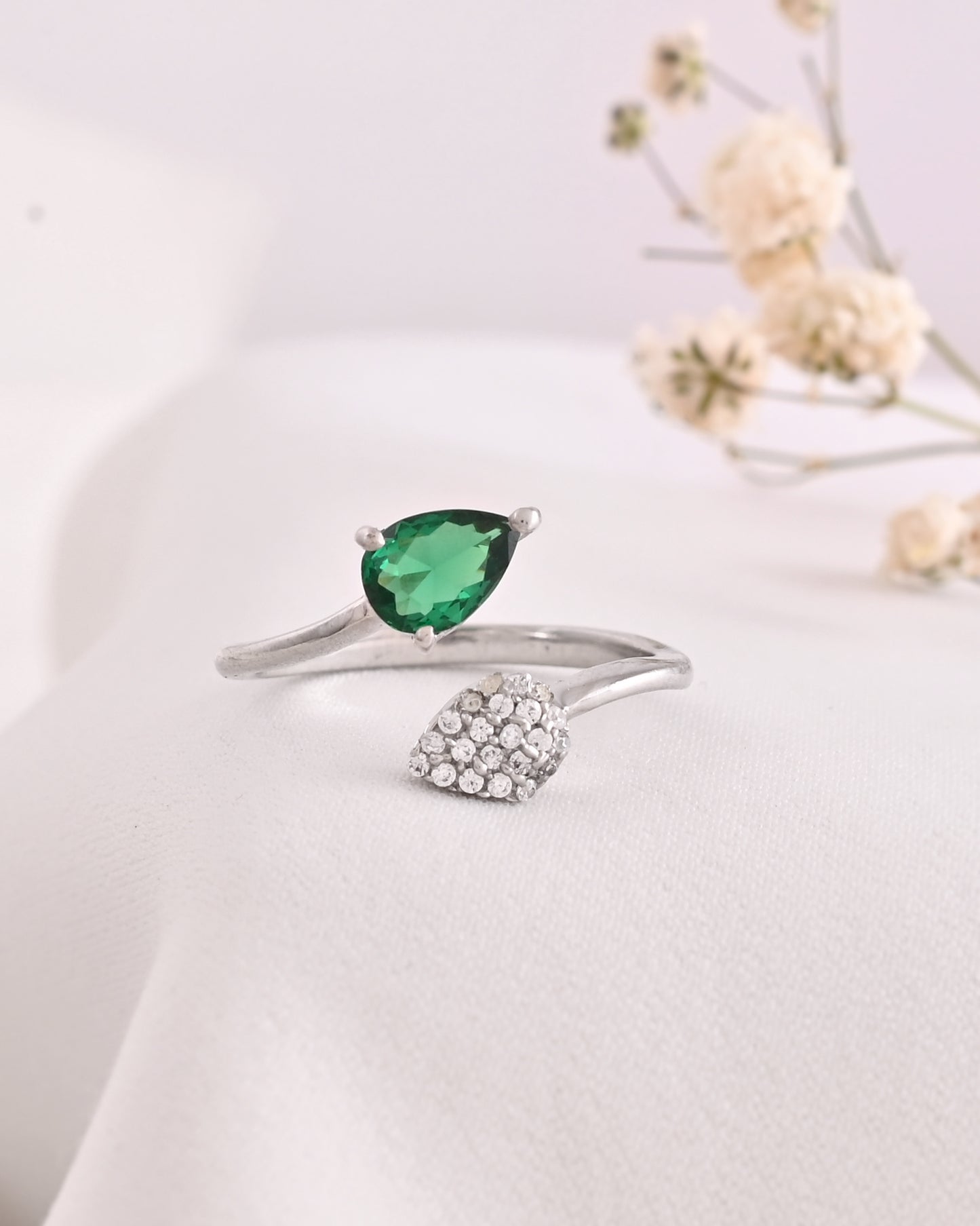 Emerald Embrace Ring