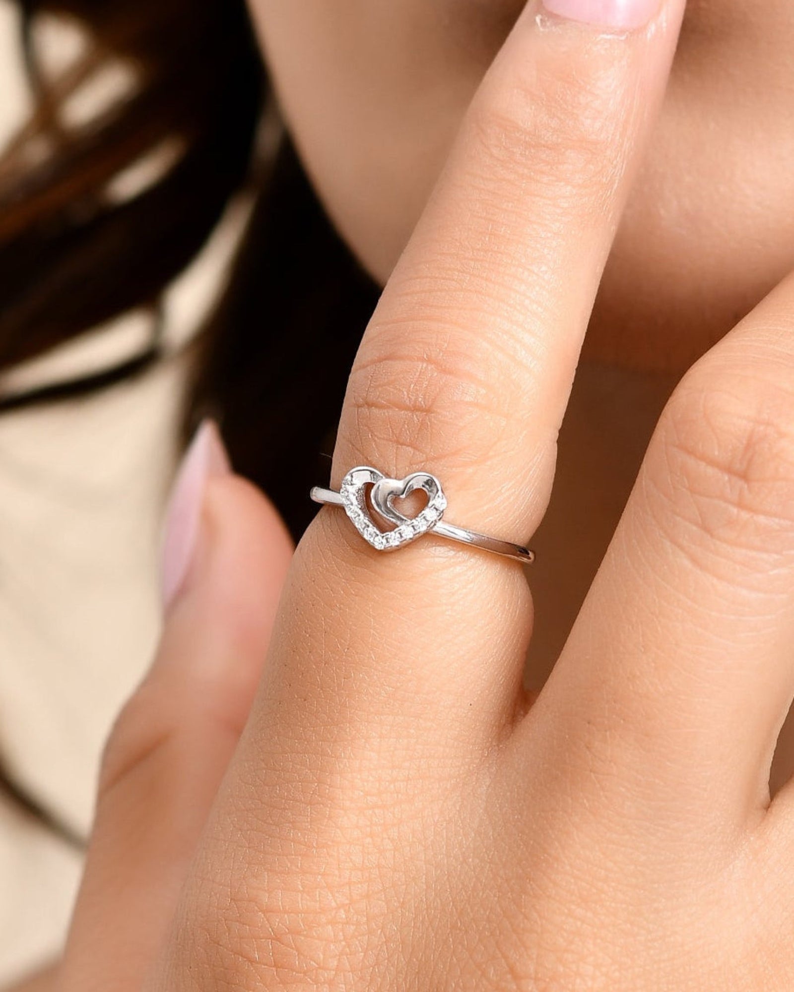 Isola Ring
