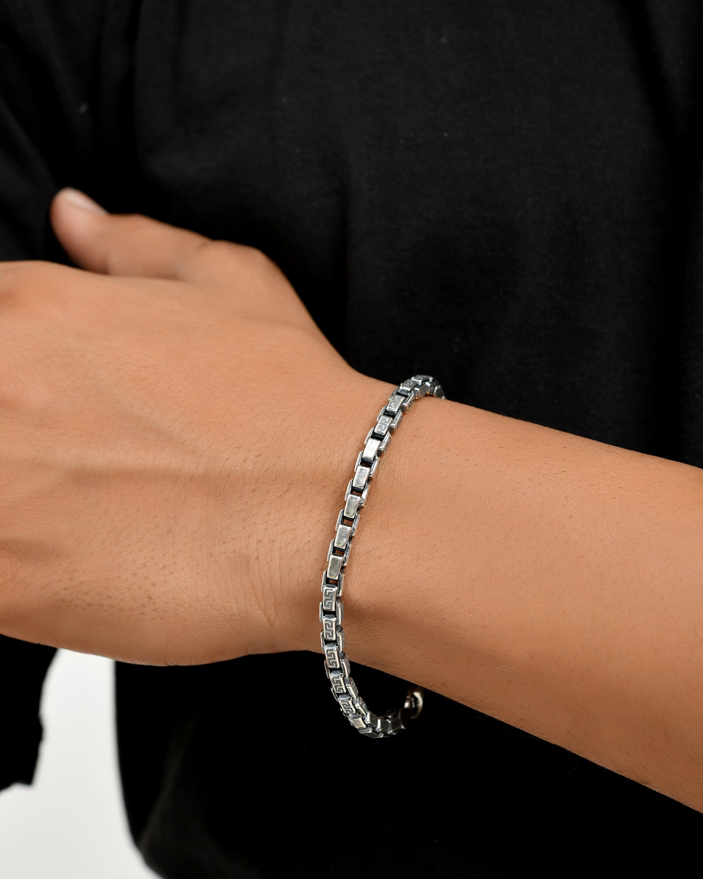 Loop Link Mens Bracelet