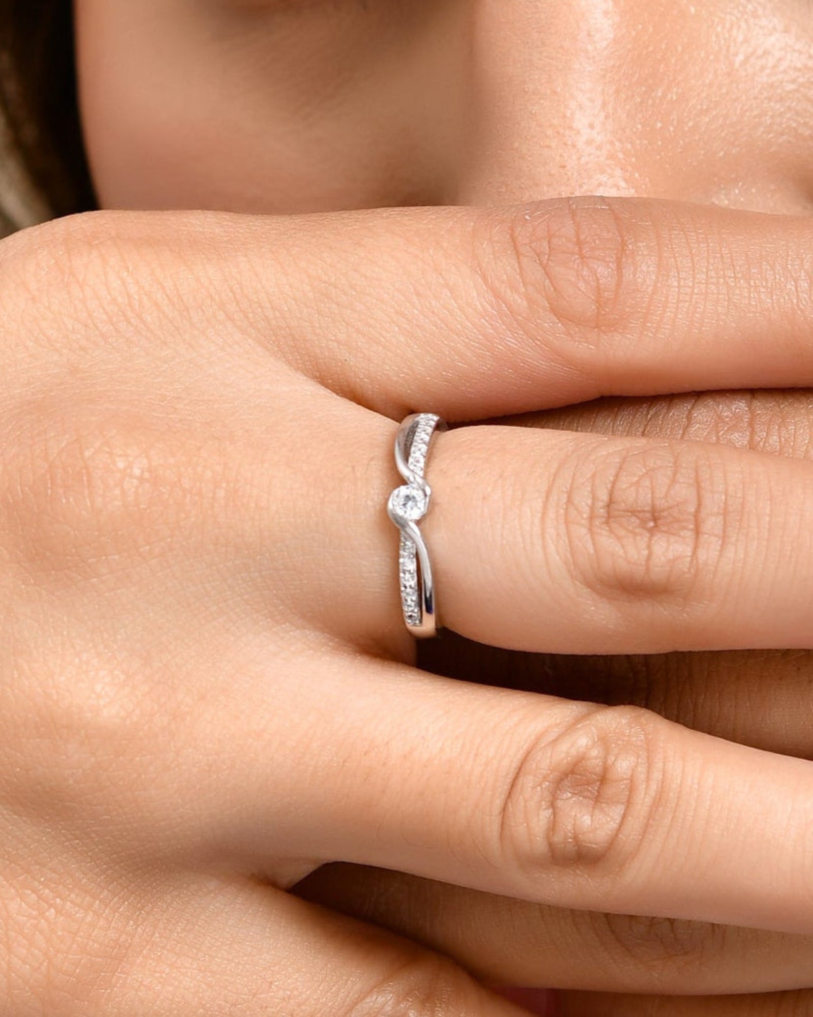 Nuvia Ring
