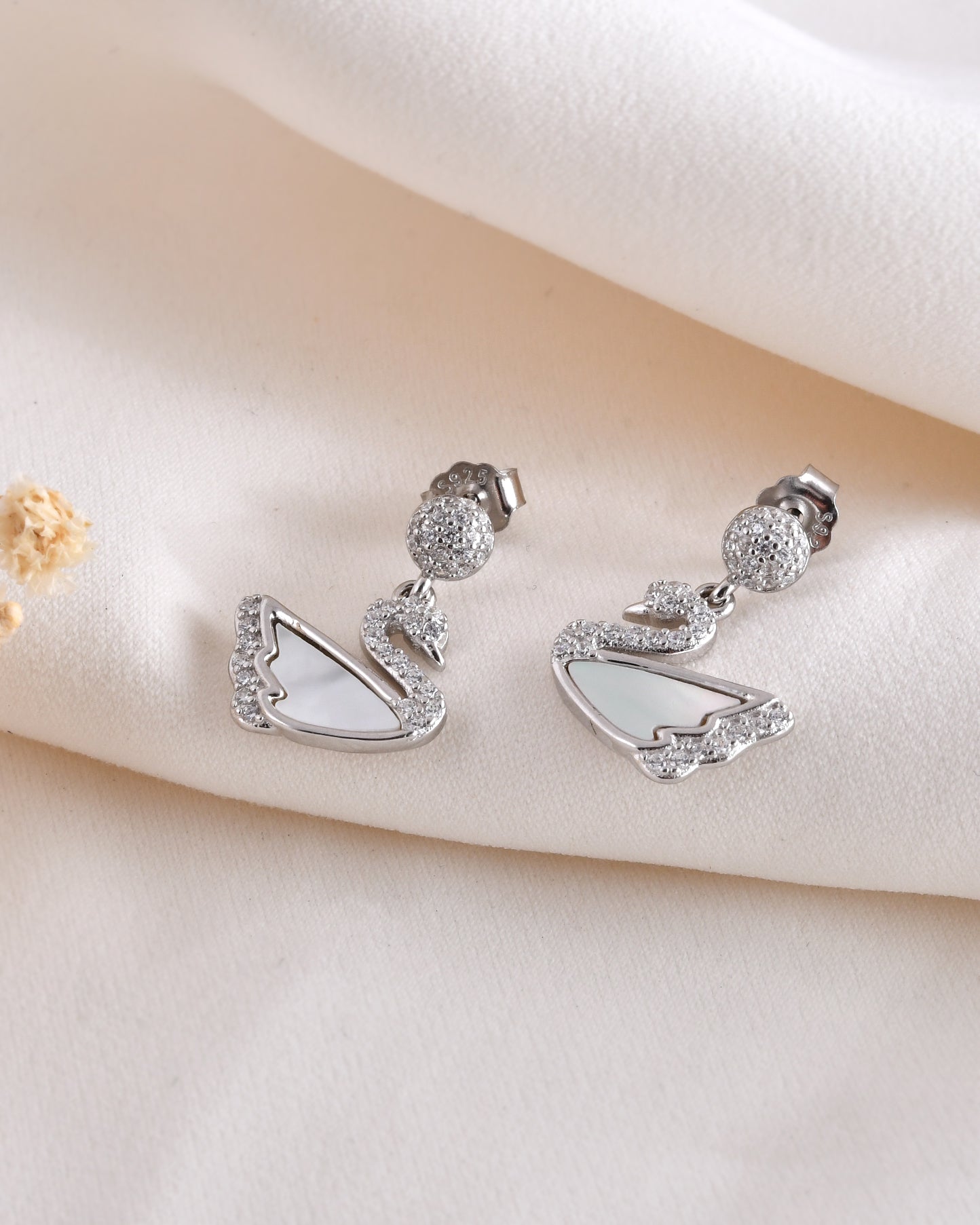 Swan Pearl Earrings